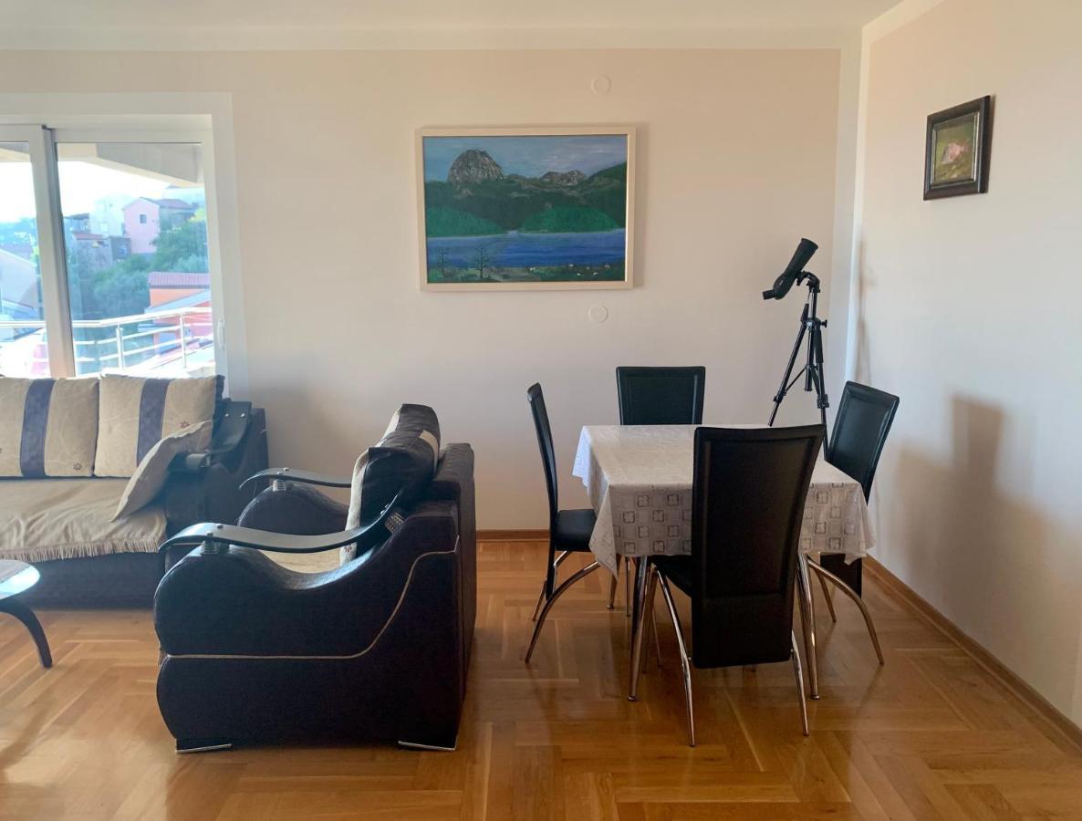 Blue Sky Apartment Petrovac na moru Exterior foto