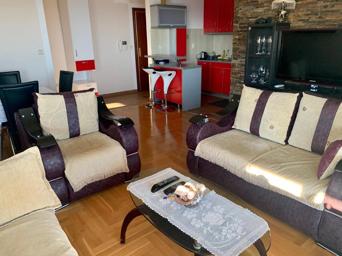 Blue Sky Apartment Petrovac na moru Exterior foto